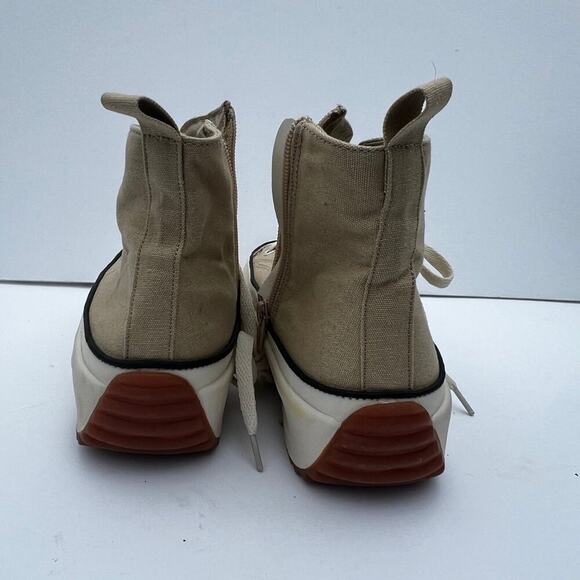 Mimi hi-top, side zipper, fashion shoes, tan color women's size 9 - Picture 7 of 9